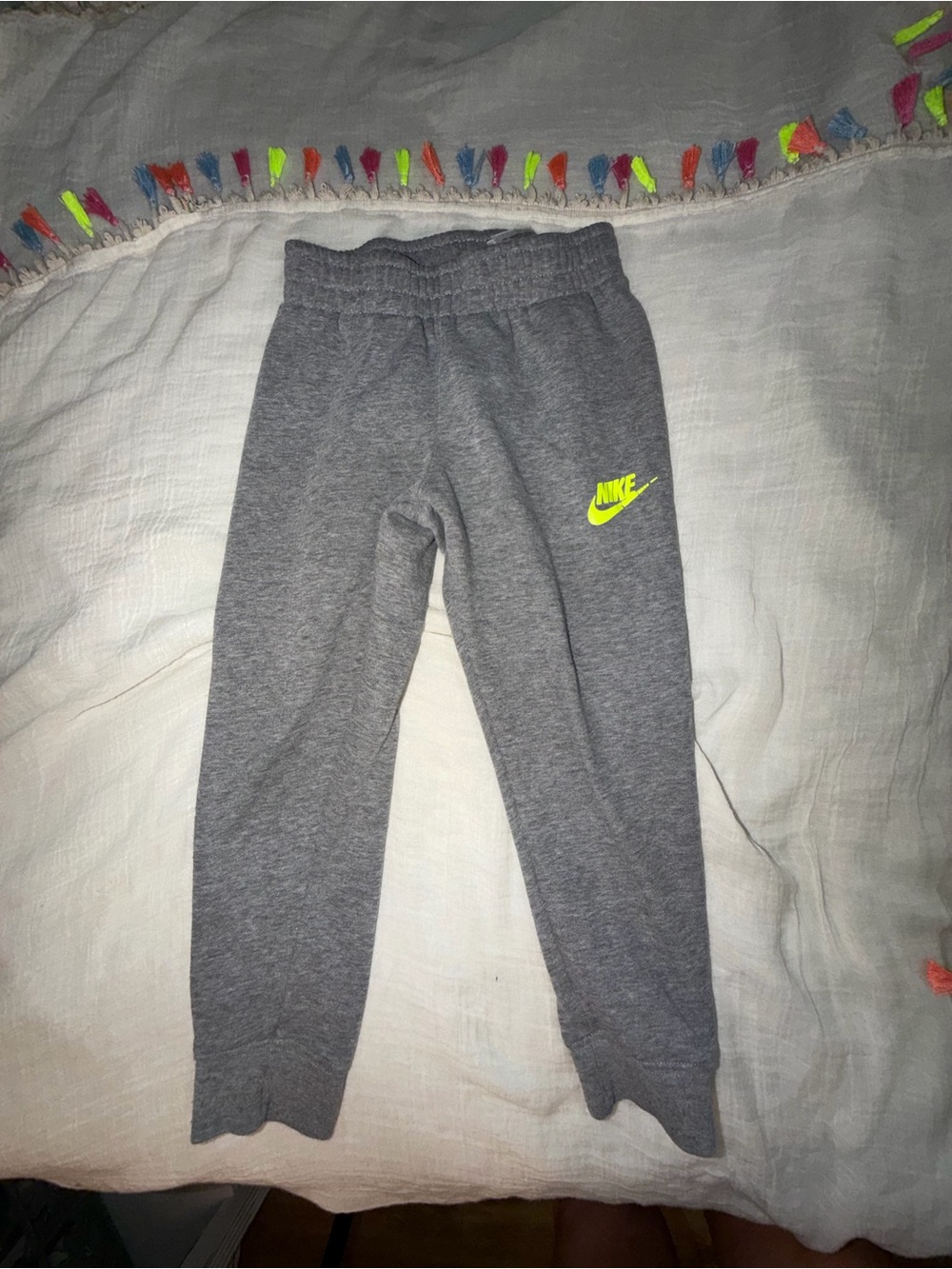 💜Nike Kids Gray Joggers with Neon Yellow Swoosh